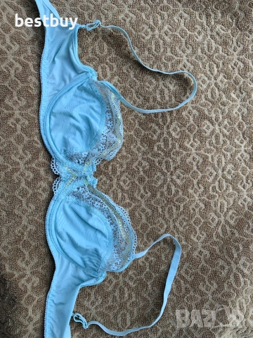 Сутиени по 1 евро