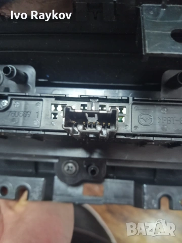 Панел бутони, авариини за MAZDA 5 , 75D569, снимка 4 - Части - 54652440