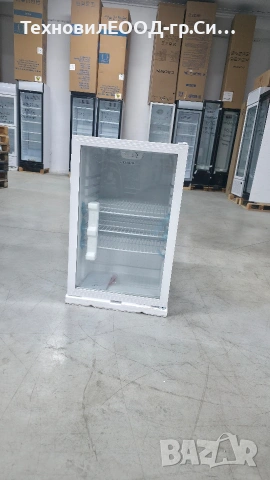 Хладилна витрина 85х55х55, снимка 2 - Витрини - 54369744