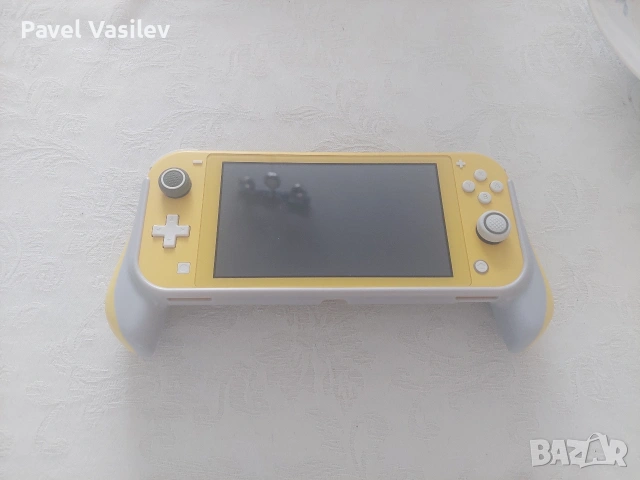 Nintendo Switch Lite + аксесоари, снимка 3 - Nintendo конзоли - 53992876