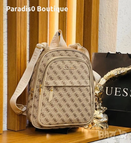 Дамска раница Guess