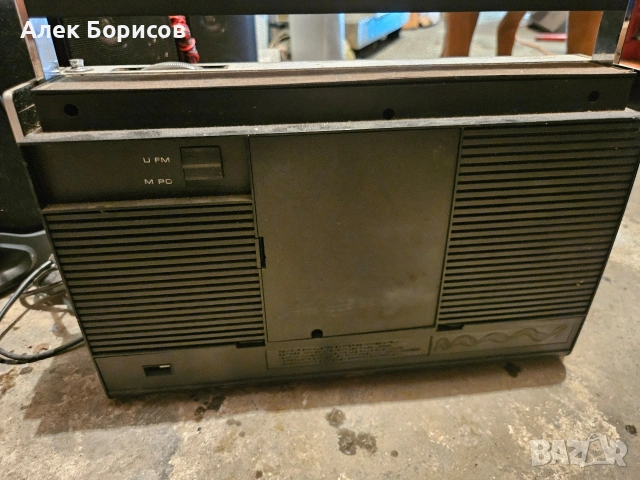 Радиокасетофон Philips, снимка 5 - Радиокасетофони, транзистори - 55043460