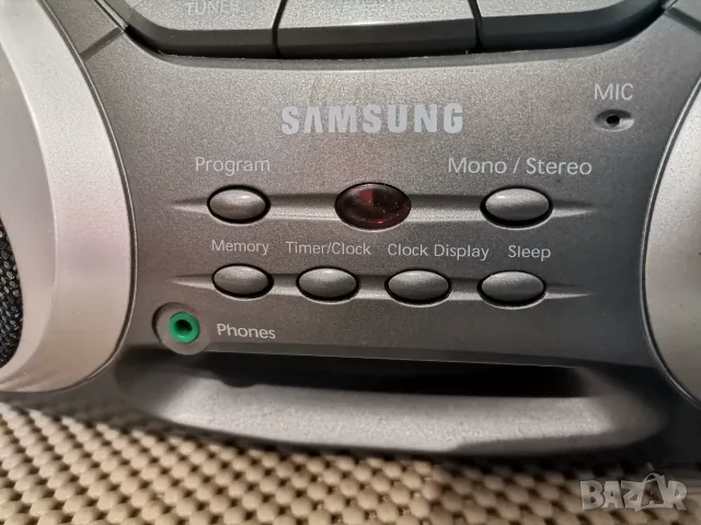 Радиокасетофон Samsung RCD-S50 (За ремонт на CD / За части), снимка 6 - Радиокасетофони, транзистори - 55503865
