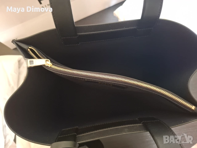 Furla Чанта 'Tote' Divide Nero M, снимка 3 - Чанти - 54721089