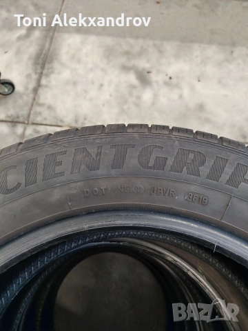 Летни гуми GOODYEAR 215/60/17 4бр., снимка 5 - Гуми и джанти - 55450430