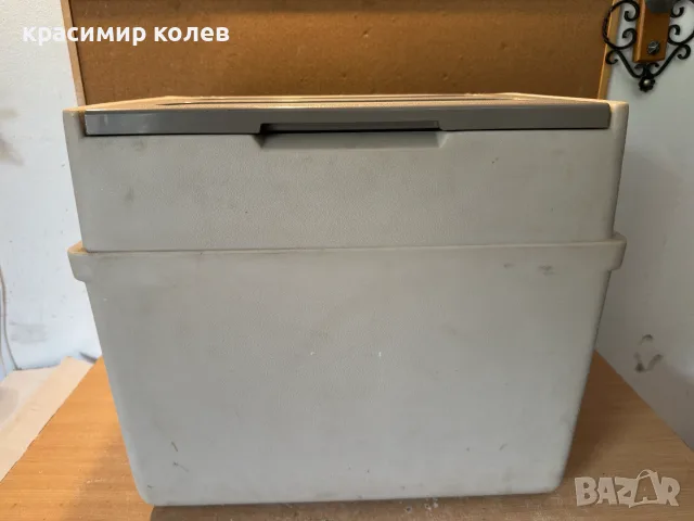 хладилник на газ "PRIVILEG"