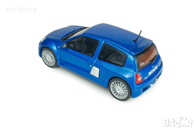 Renault Clio V6 2003 - мащаб 1:43 на Solido моделът е нов в PVC дисплей-кейс, снимка 9 - Колекции - 55148561