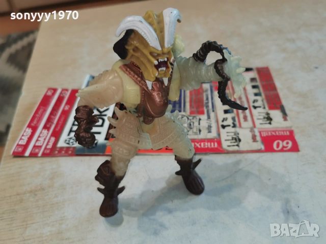 КОЛЕКЦИОНЕРСКА ФИГУРА 1204261903LCHERY1