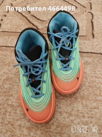 Маратонки Adidas 38 номер, снимка 3 - Детски маратонки - 55630202