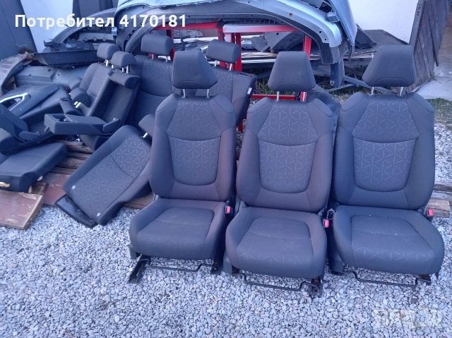 Тойота рав4 2018г.2025г седалки комплект