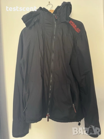 Мъжко яке тип ветровка Men’s Superdry Windbreaker Jacket – 2XL XXL черно и червено, снимка 3 - Якета - 54325478