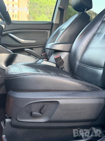 Форд Куга 2.0TDCI 163кс автоматик печка, снимка 10 - Автомобили и джипове - 54316304