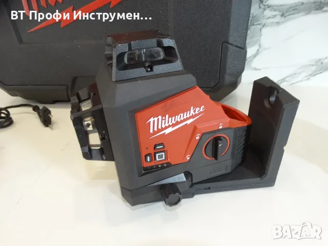 Резервиран Milwaukee M12 3PL - 3D зелен лазерен нивелир, снимка 2 - Измервателни инструменти - 55671237