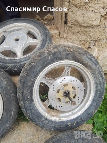 комплект гуми за скутер, снимка 3 - Гуми и джанти - 54148996