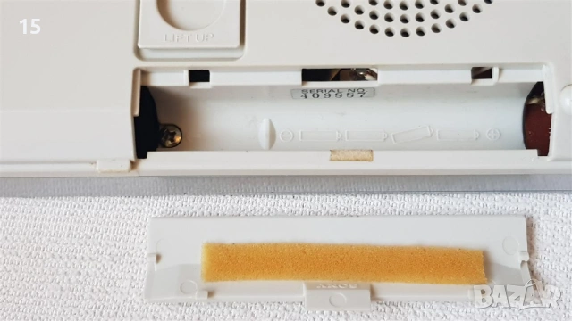 Sony ICF-35 ретро преносимо радио, снимка 6 - Радиокасетофони, транзистори - 54904854