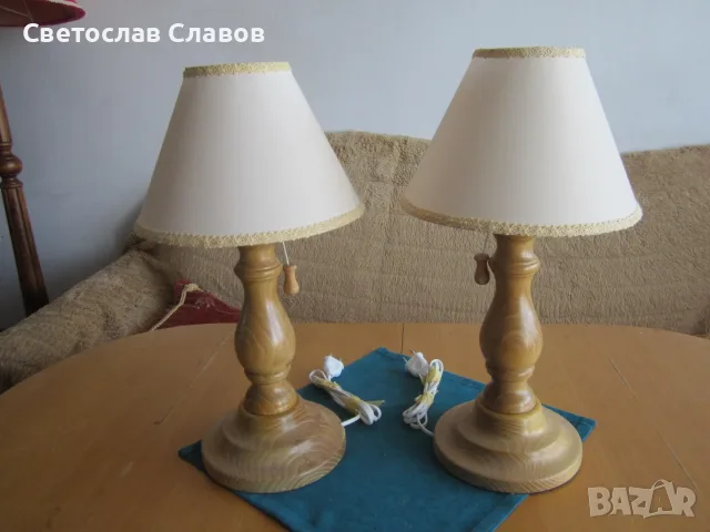 Комплект настолни /нощни/ лампи от стругована акация 3, снимка 3 - Настолни лампи - 50479417
