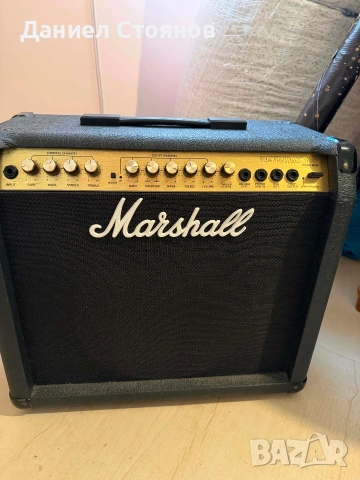 Усилвател за китара Marshall Valvestate 40V Model 8040, снимка 3 - Аудиосистеми - 55027044