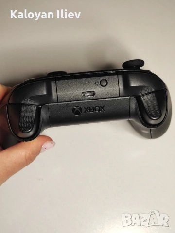 Безжичен контролер Microsoft - Black (Xbox One/Series S/X), снимка 4 - Аксесоари - 54484445