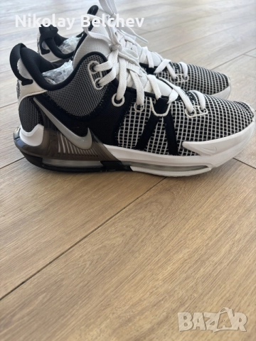 Баскетболни обувки Nike LeBron Witness 7 Basketball Shoes