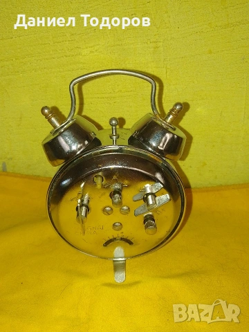 Стар Китайски настолен часовник , будилник Diamond с 2 Камбани, снимка 3 - Антикварни и старинни предмети - 53986381