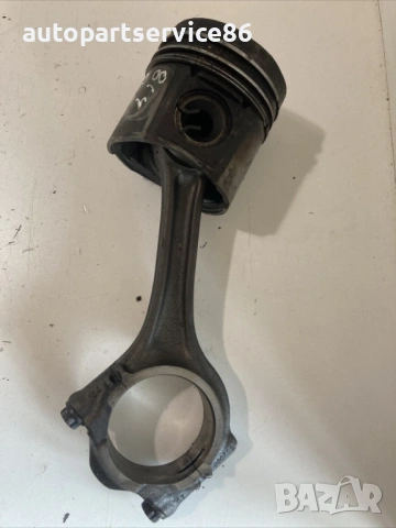 Бутало с биела за Mercedes 817 1117 Om904 Ecopower 4 цилиндъра (1997) 90403