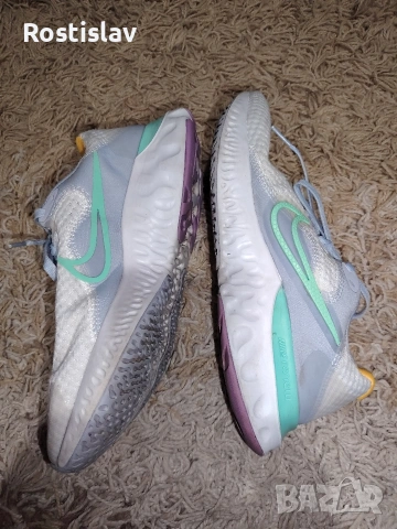 Nike reakt оригинални маратонки номер 39, снимка 4 - Маратонки - 54756086