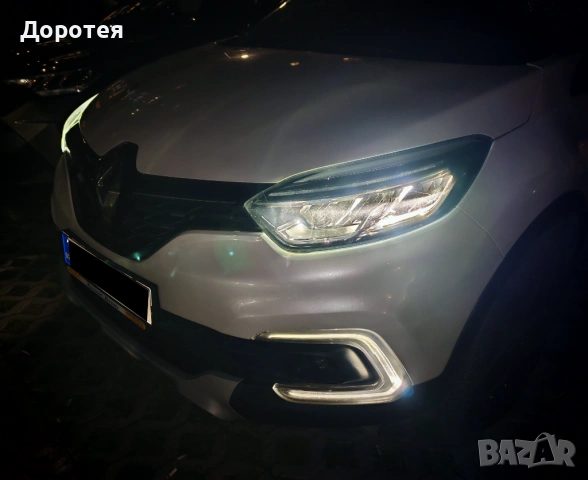 Renault Captur 1.3TCe, снимка 13 - Автомобили и джипове - 54421339