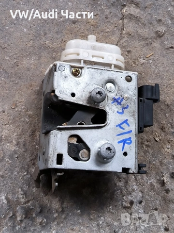 Предна дясна брава механизъм ключалка за Ауди А3 С3 Audi A3 8L S3 8L1837016