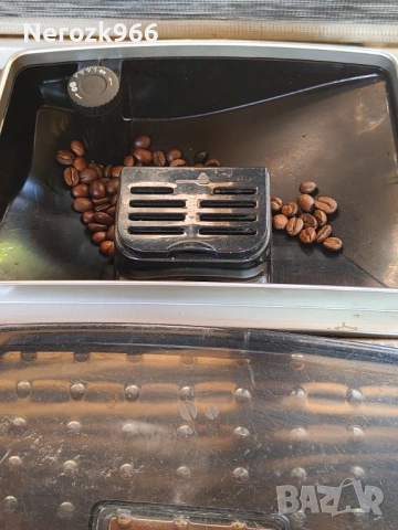 Кафемашина DeLonghi ECAM 23.466.S, снимка 4 - Кафемашини - 52156577