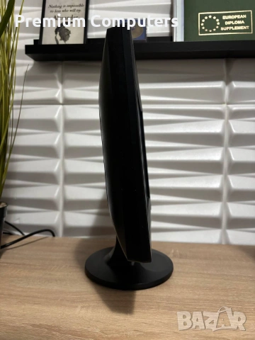 Монитор LG Flatron 18.5' W1946S-BF LCD , снимка 3 - Монитори - 55161695