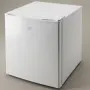 Компактен мини хладилник 45 L, снимка 1
