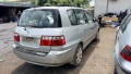 Kia Carens 2.0 CRDI на части, снимка 3