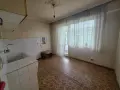 Просторен тристаен апартамент с отличен потенциал в кв.Куба,гр.Хасково, снимка 4
