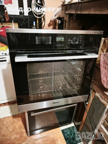 Фурна за вграждане Miele H2561B, снимка 2 - Печки, фурни - 54382597