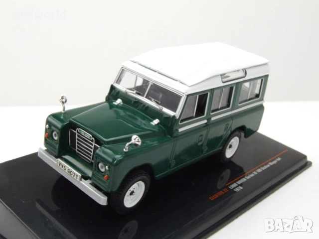 Land Rover 109 Series III 1978 - мащаб 1:43 на IXO моделът е нов в PVC дисплей-кейс, снимка 7 - Колекции - 54504163