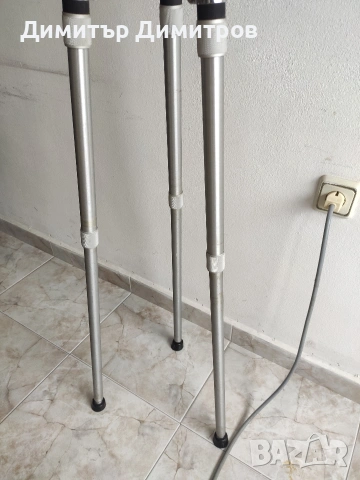 Статив SL 67 Slik , снимка 2 - Чанти, стативи, аксесоари - 54262189