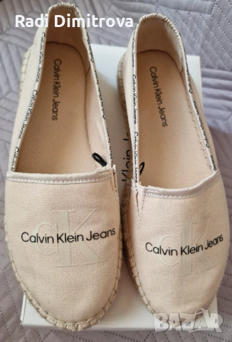 Дамски еспадрили Calvin Klein jeans, снимка 2 - Маратонки - 54816665