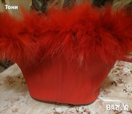 Нова Кожена Дамска Чанта с Пух, снимка 8 - Чанти - 54459677