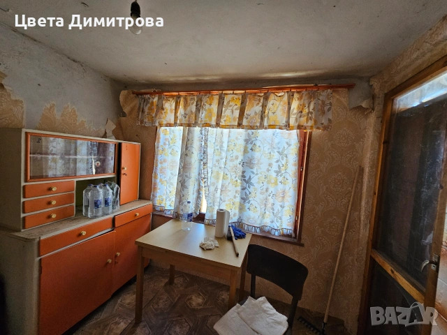 Продаваме къща с голям двор до гр.Сливница -НАМАЛЕНА ЦЕНА , снимка 16 - Къщи - 55113948