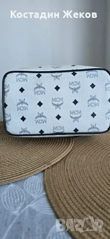 Нова. Дамска чанта тип торба (hobo/bucket bag) в емблематичния десен Visetos на луксозната немс, снимка 6 - Чанти - 55509638