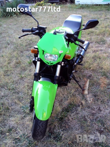 Мотоциклет Kawasaki Gpx750R-внос Швейцария, снимка 5 - Мотоциклети и мототехника - 54749271