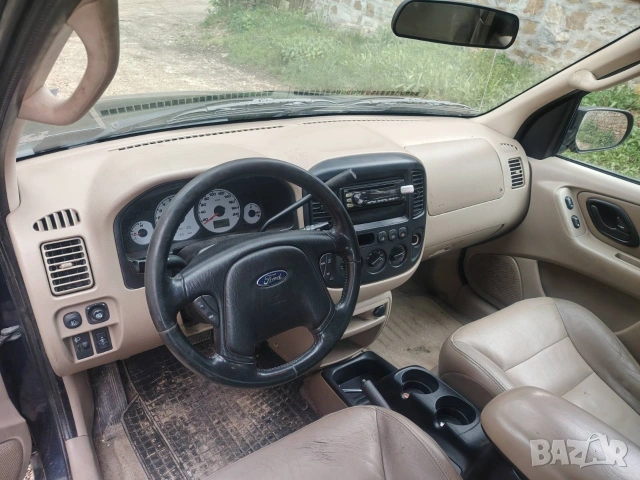 Форд Маверик V6, снимка 8 - Автомобили и джипове - 54380490