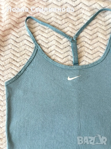 Оригинален дамски потник Nike, снимка 2 - Потници - 54999035