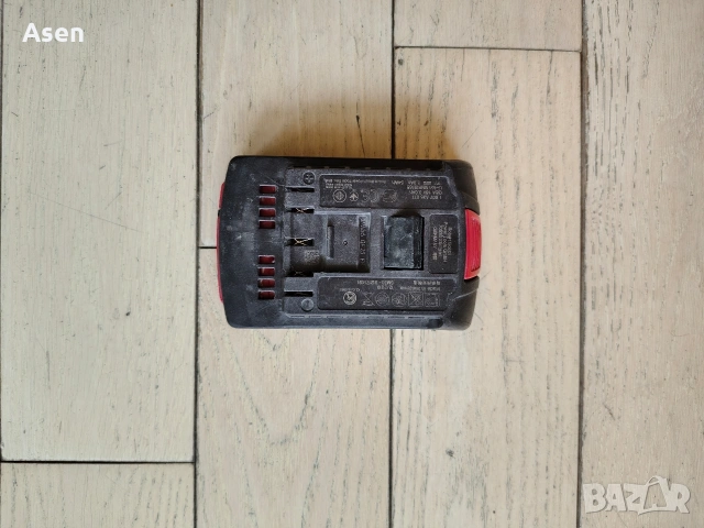Bosch Professional 18V 3A батерия оригинална , снимка 2 - Винтоверти - 53955296