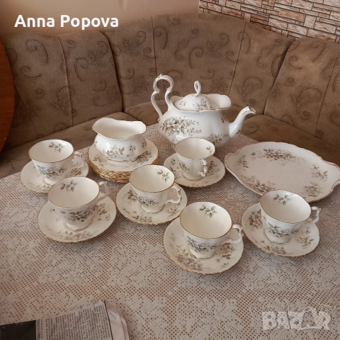 Порцеланов сервиз за чай Royal Albert Haworth