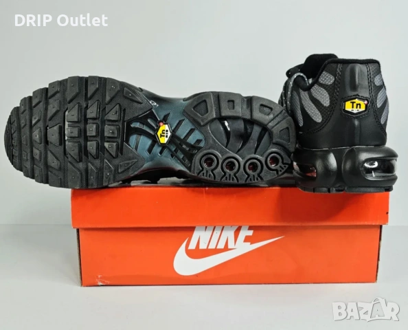 !НОВИ! Nike Air Max Plus Utility | Black/Grey | + КУТИЯ, снимка 3 - Маратонки - 54574555