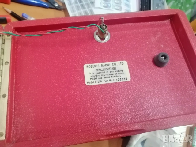 Ретро, английско AM радио ROBERTS R200, снимка 7 - Радиокасетофони, транзистори - 53981570