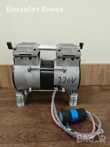Безмаслена вакуумна помпа 550W 3.6CFM, двуцилиндров въздушен компресор 1440rpm