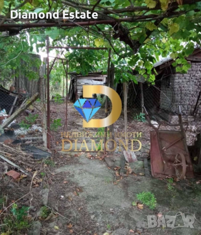 Двуетажна къща в село Бял извор, обл. Стара Загора, снимка 3 - Къщи - 53981331