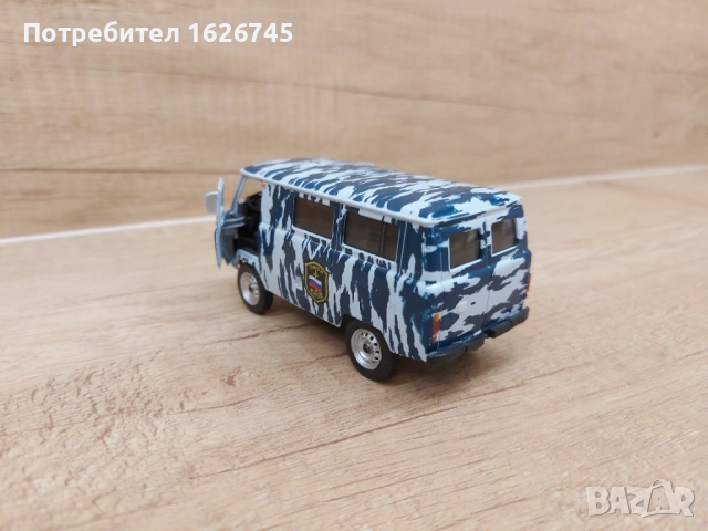 УАЗ 39635 AUTOTIME 1:43, снимка 3 - Колекции - 54546695
